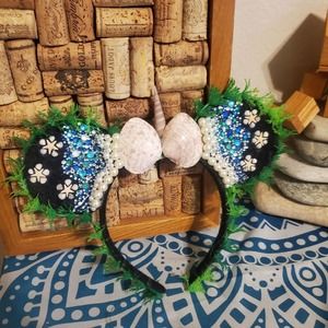 Handmade ocean mermaid Minnie mouse ears headband wave sea shell ocean Ariel pea